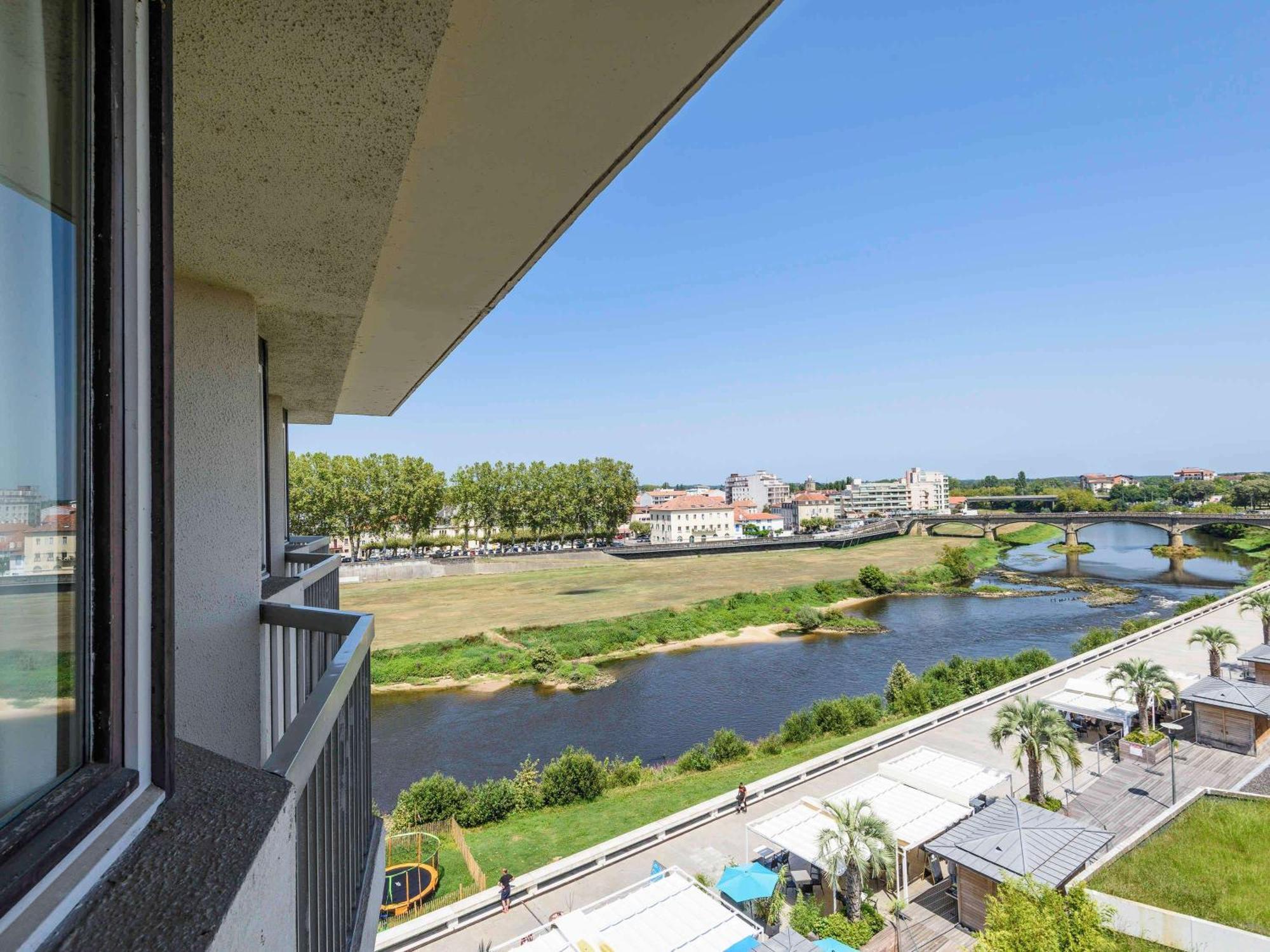 Ibis Styles Dax Centre Hotel Exterior foto